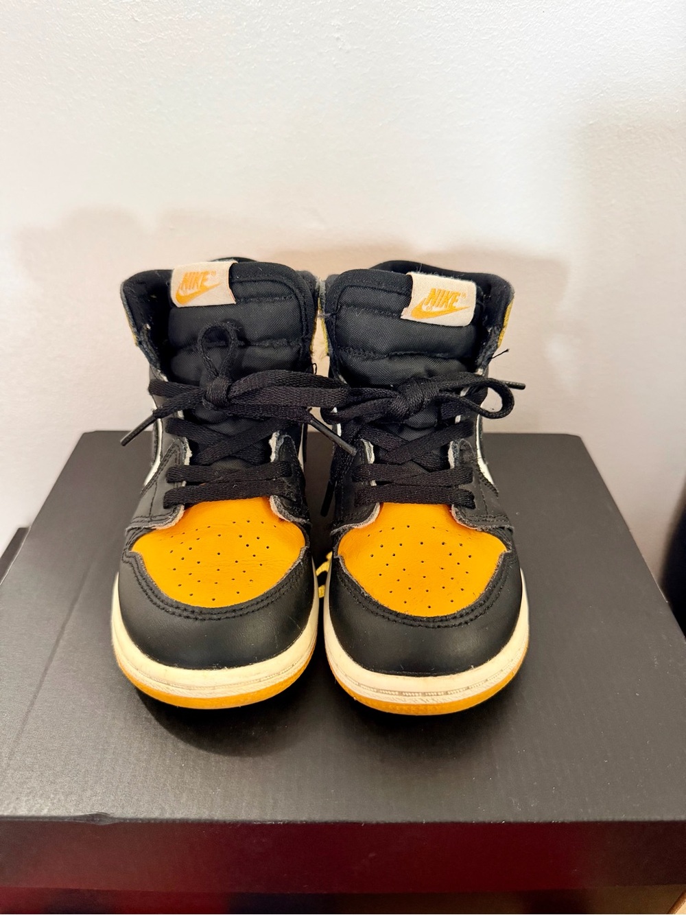 Jordan 1 High OG Taxi - Kids 10C
